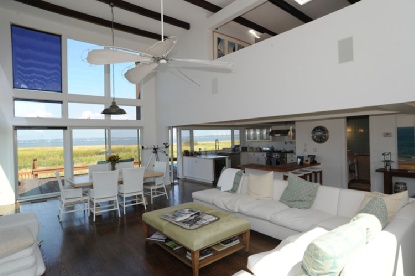 SOUTHAMPTON BAY FRONT MODERN DREAM