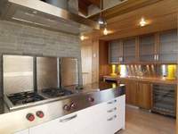 5 BEACH PLUM COURT