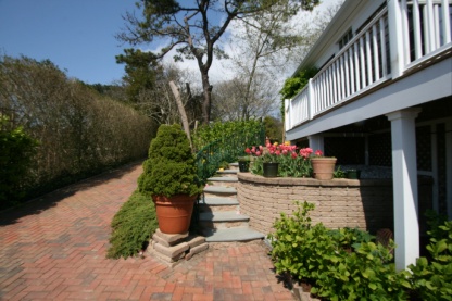 24 Far Pond Road