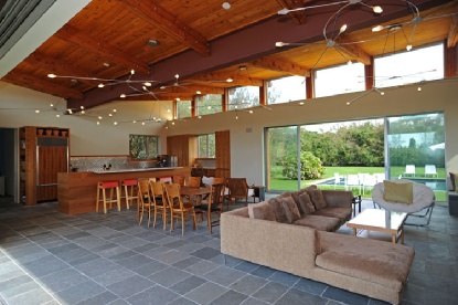 MECOX BAY MODERN