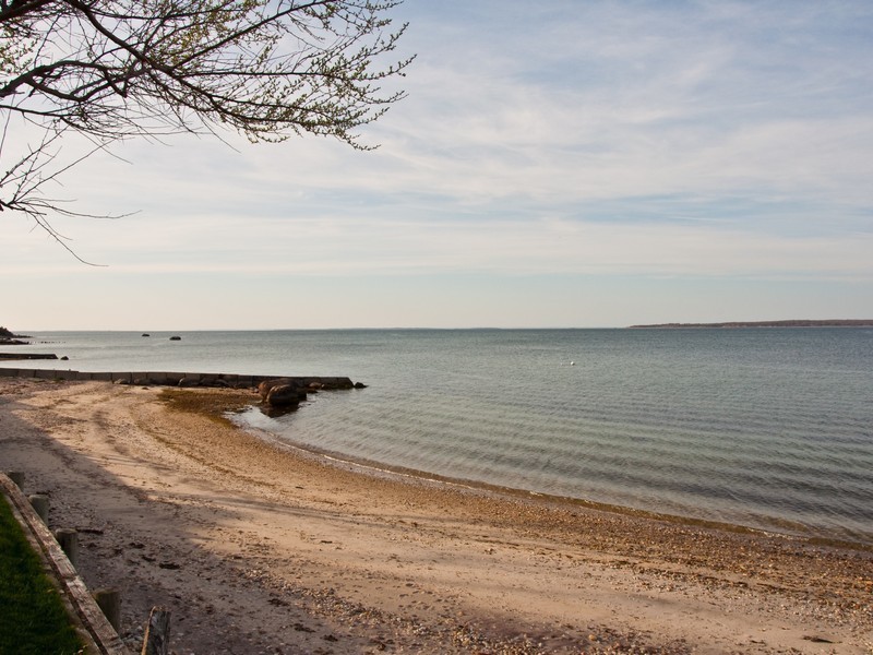 Spectacular Waterfront