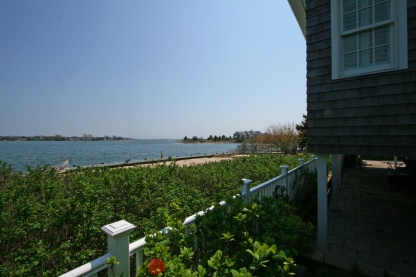 24 Far Pond Road