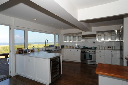 SOUTHAMPTON BAY FRONT MODERN DREAM