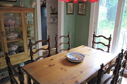 VINTAGE SAG HARBOR