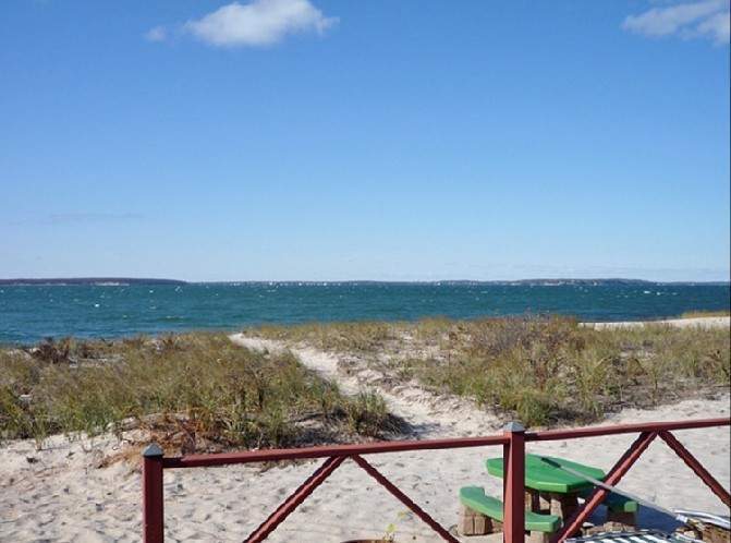 SOUTHAMPTON SHORES