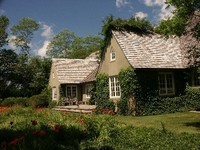 StreetEasy: 59 Middle Lane  - Rental Apartment Rental in East Hampton Village, Hamptons