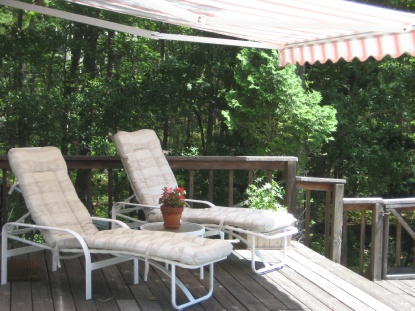 11 SHOREWOOD DR