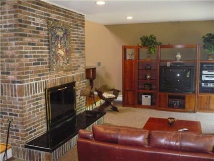 18 Sugar Hill Rd