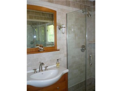 18 Sugar Hill Rd