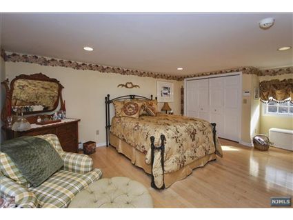 5 N Church Rd