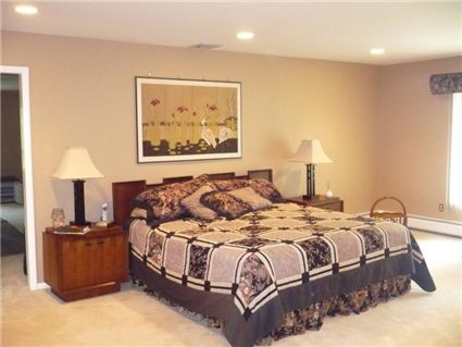 18 Sugar Hill Rd