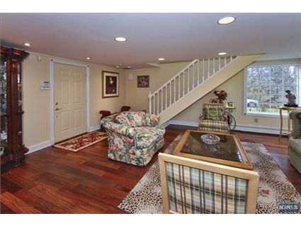 5 N Church Rd