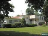 5 Bedroom House - House Sale in Mahwah, Bergen County - StreetEasy North Jersey