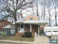 4 Bedroom House - House Sale in Edgewater, Bergen County - StreetEasy Northern New Jersey