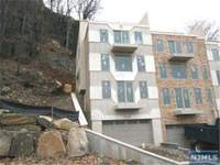 11 Oakdene Ter - Condo Apartment Sale in Edgewater, Bergen County - StreetEasy Northern New Jersey